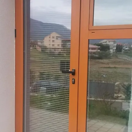 Studio Juri * Tirana